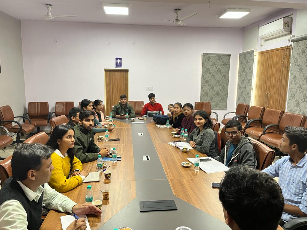BalkaranSharma7's tweet photo. India @g20org
Presidency of Hope,harmony& Peace. #LUMSC gave their openion on,G20 Summit,Climate,Educat.& Lang.etc.#Changing_the_role_of_education etc with respect to @g20org
@lkouniv @profalokkumar @dswlkouniv @_poonamtandon @iGhanshyamShahi @Profashukla https://t.co/hJTE3OdcZG