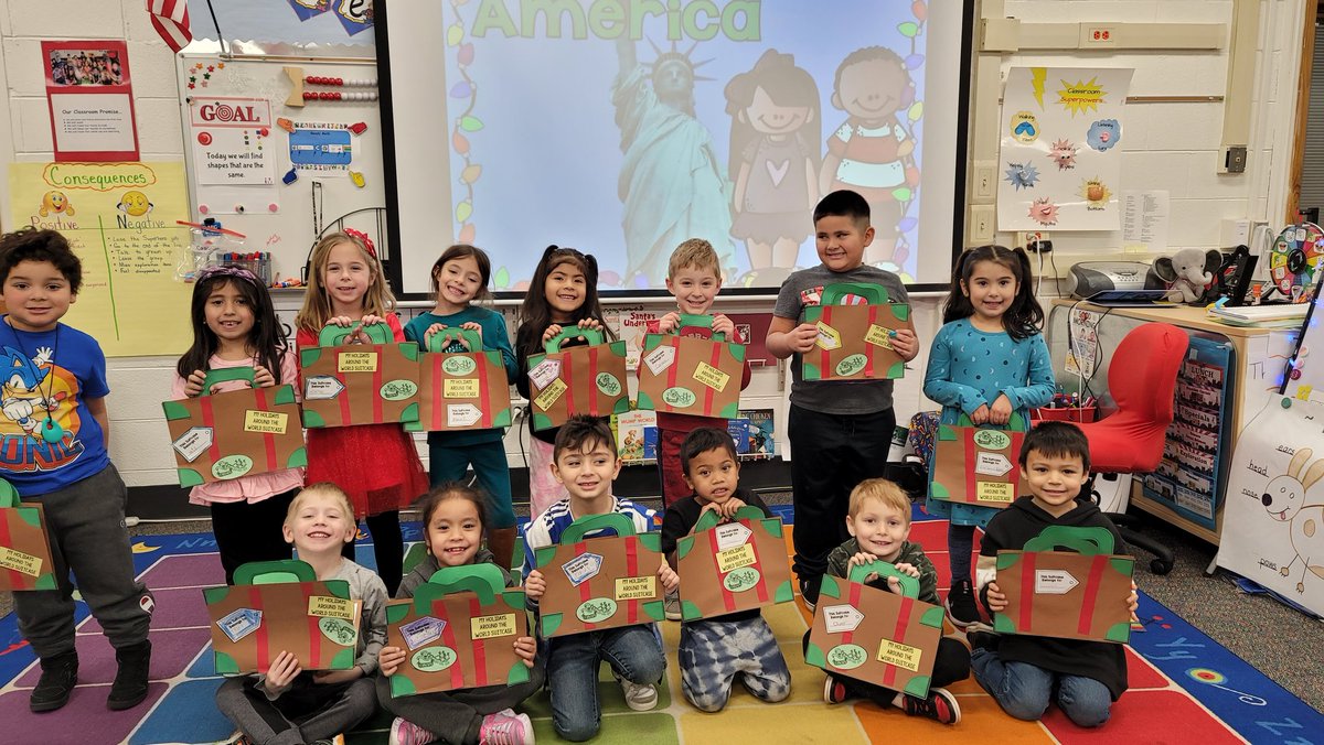 Our suitcase is packed! We learned about Holidays Around The World
<a href="/D59Byrd/">Admiral Byrd Elementary</a> <a href="/CCSD59/">CCSD59</a>