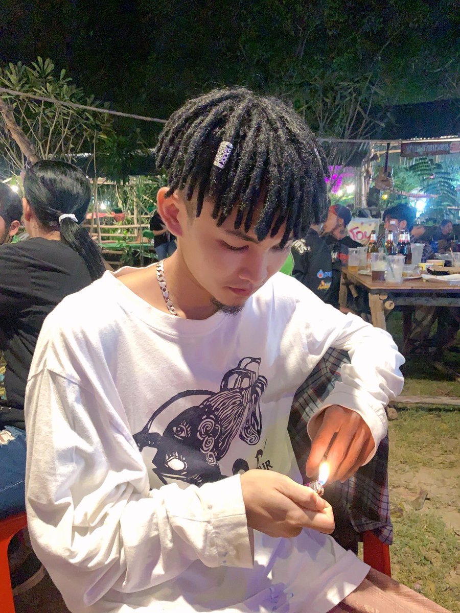 Suphacha1123's tweet photo. อย่ามาเล่นกับไฟ ร้อนๆจะไม่ดี 💚💛❤️ https://t.co/t2fIWipLwm