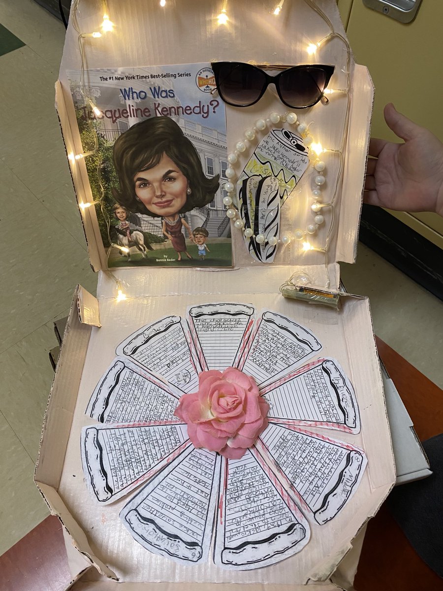 RWPrincipalHCSD's tweet photo. Pizza box biography book reports!  Done by our exemplary 5th grade students!  #BigBlueOnTheMove #TheRidgewayWay https://t.co/7s8cX5f4cD