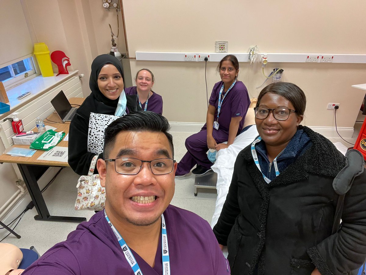 Sim_at_UHL's tweet photo. A pleasure to have the 5th yr students from @LeMedSchool again for resus training. Hope you enjoyed it! https://t.co/ypjsRC4Bc2