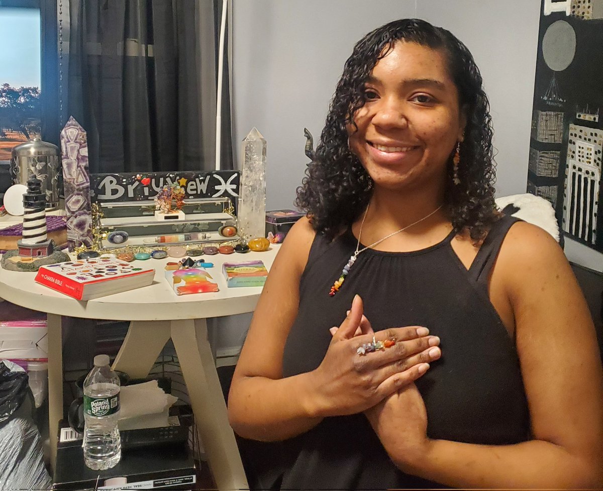 Briyana27's tweet image. 7 Chakra readings for the water, air, fire, earth signs! Thank you to TVC for my custom 7 chakra set it's so beautiful ❤️ Go check out their page and website for more! thevalorconnection.com
#briyview #tvcholistics