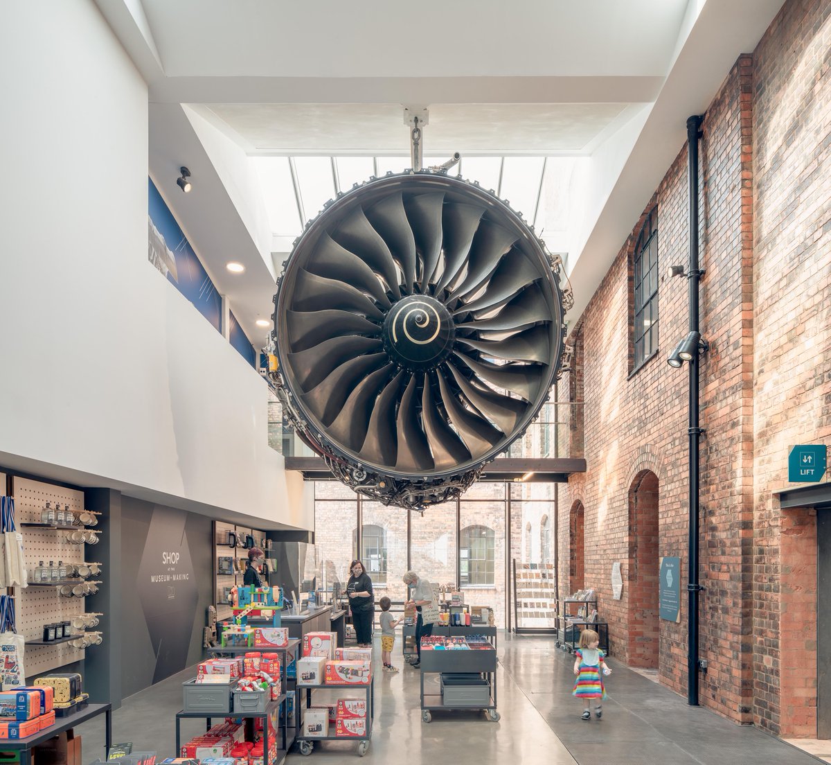 CitiesForum's tweet photo. Winter Awards winners @CitiesForum @SPPARCArc Borough Yards @HOKLondon BBC Bristol @bdp_com Leics St Mags Bus @SheppardRobson Globe Rd @bdp_com Alder Hey @Edinburgh_CC @Collective_Arch Granton @MuseumofMaking @baumanlyons  https://t.co/tSOPFhMwvl https://t.co/iBu0I6LjDB