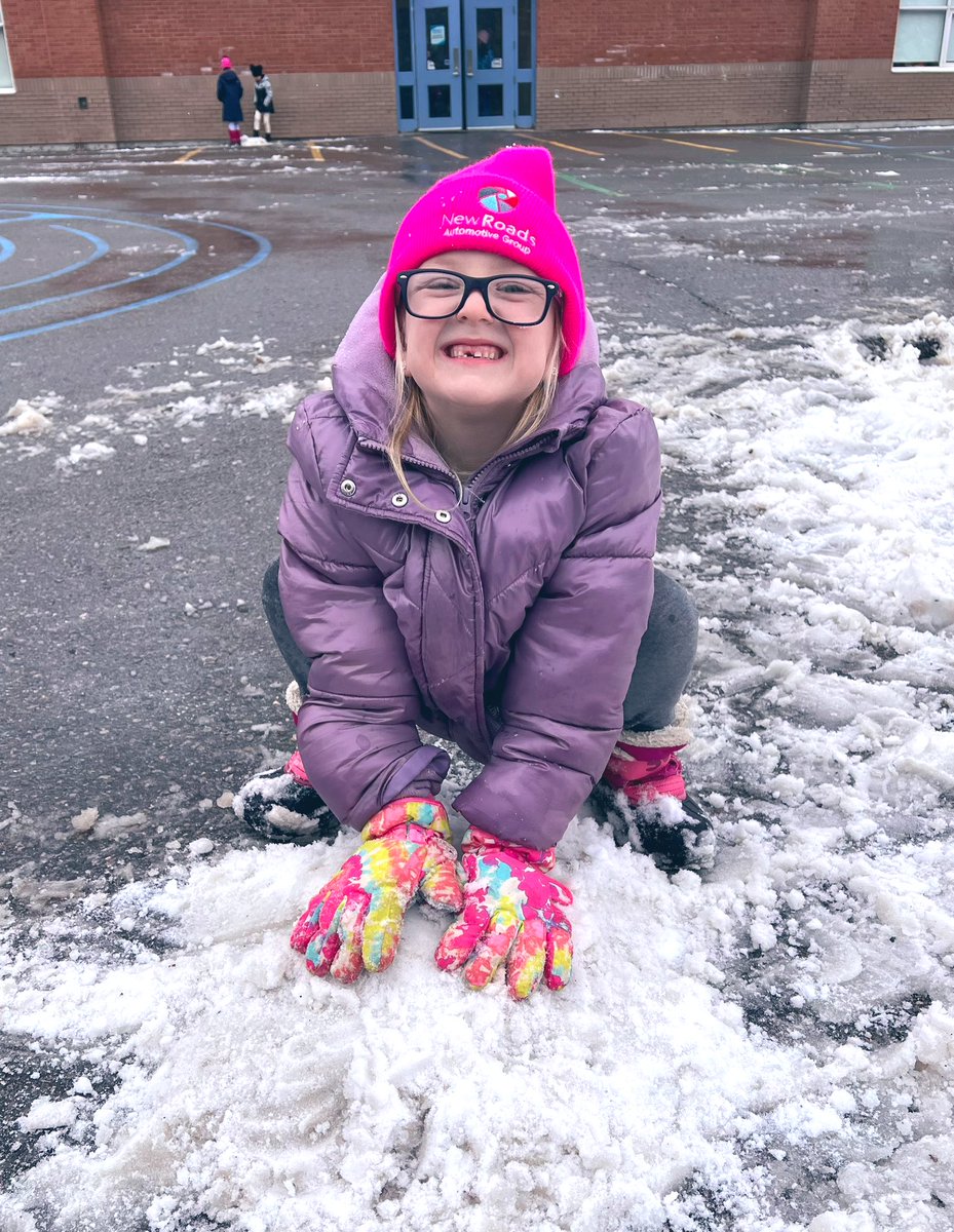 AdGD365's tweet photo. Just another day at the office. Happy Monday @LOC_YCDSB ! #snowbathing #itsathing https://t.co/4C5GxQfN8f