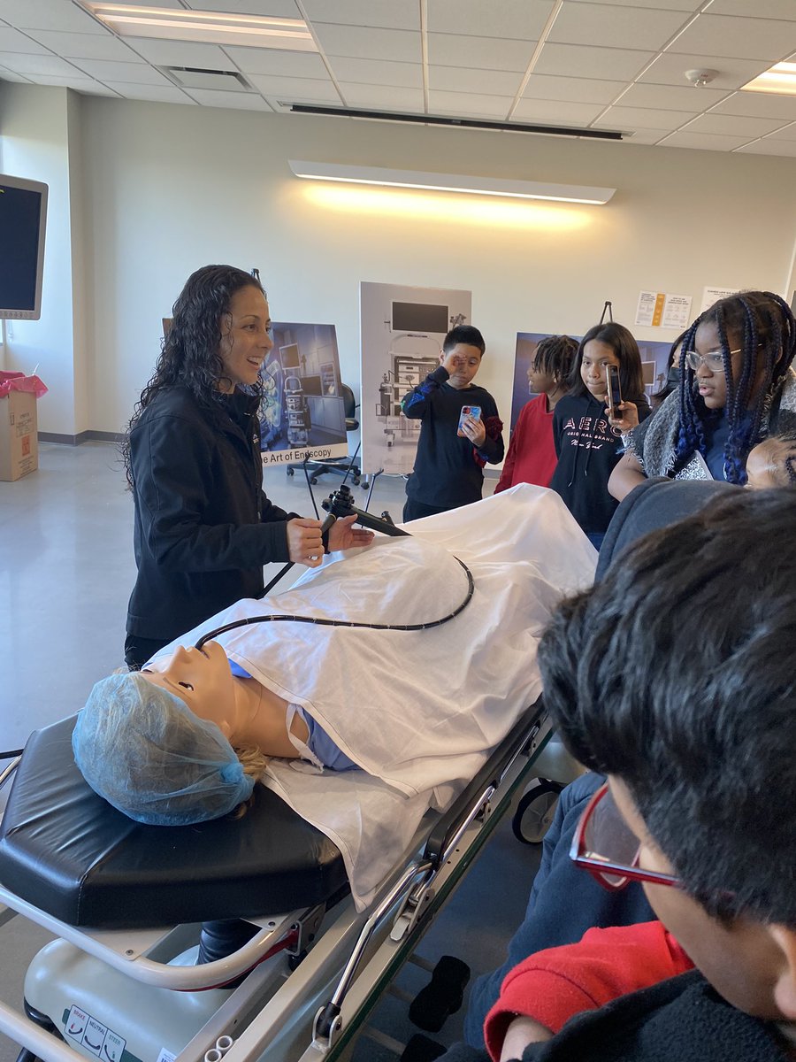 HisdProjectExJr's tweet photo. Evidence shows that early exposure to careers can heavily influence post secondary choices. One can only wonder what impact visiting the physical therapy unit at @HCCColeman will have on these fifth grade #PEJR scholars at @MadingES ! #NeverTooEarly #healthsciences https://t.co/3C53MYo5v0