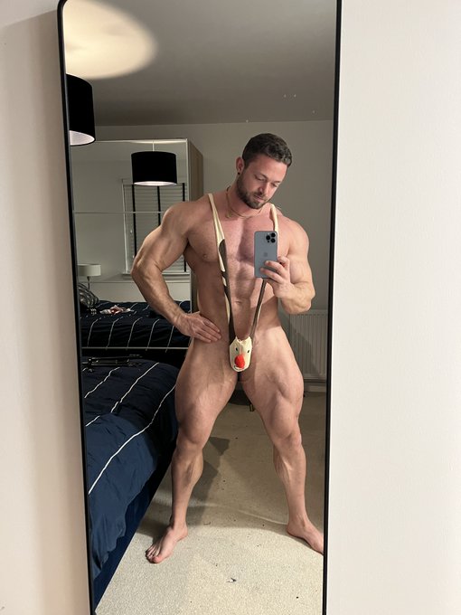 Ho ho ho 😏🎅 50% discount on my Onlyfans the next few days! https://t.co/2cmHLfUIh4 🔞 https://t.co/cQ