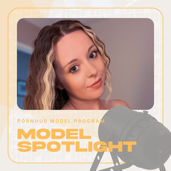 "Taking my clothes off gave me more confidence than I ever had by keeping them on!"  @nadia_foxx  has<a href="/tag/tdov"class="tags"><span>#tdov</span></a>