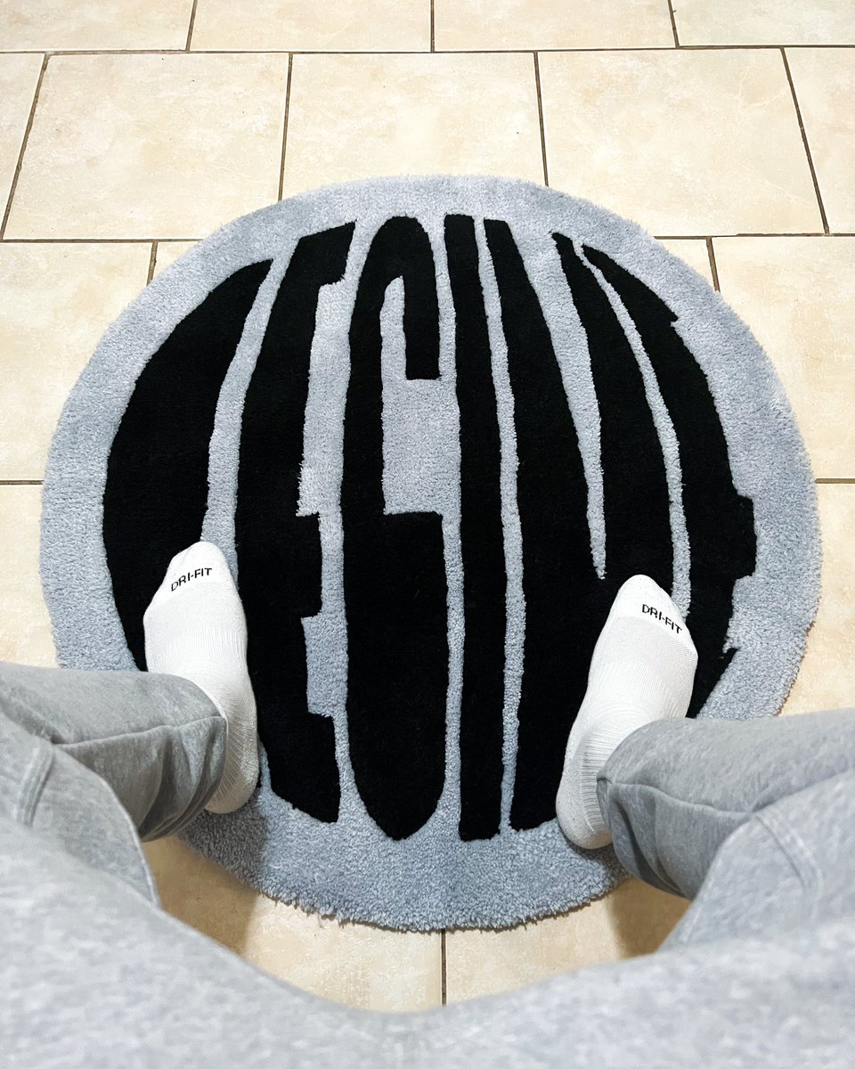 rgmewrld's tweet photo. REGIME. RUG #SZN2 #RGME #NYC https://t.co/qLJLHisOPJ