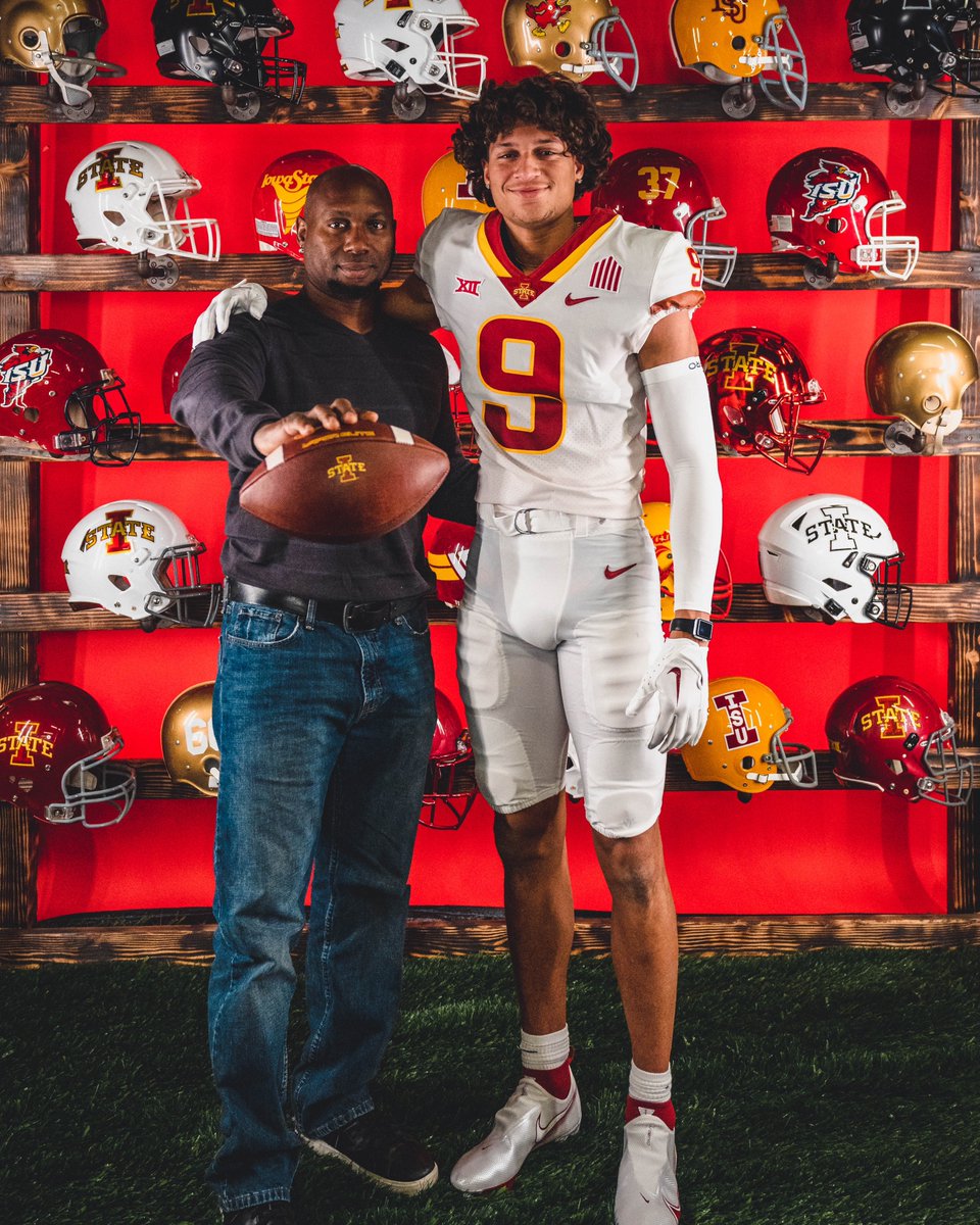 JaydenHiggins3's tweet photo. Had a great time on my OV. Thanks @CycloneFB showing nothing but love. https://t.co/dDd8GiJ7Cg