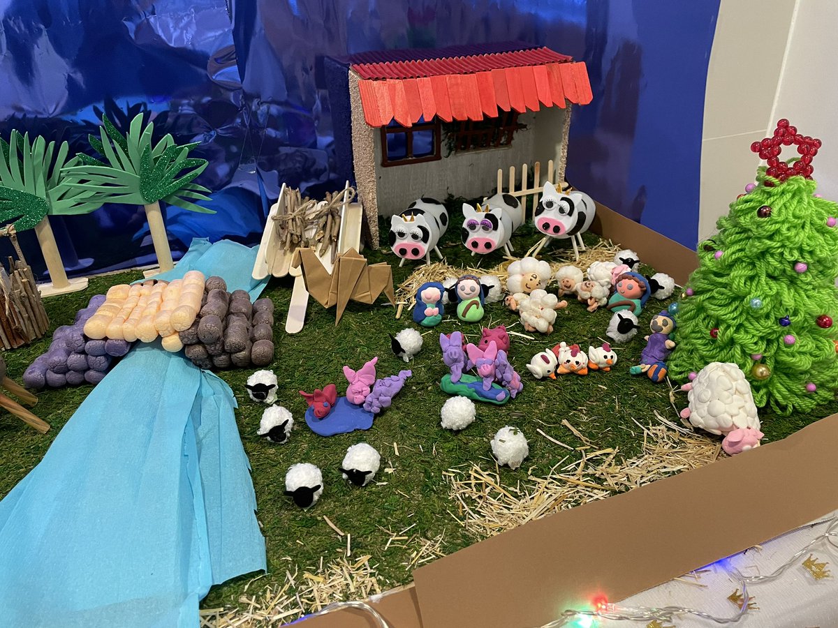 sara_bringas's tweet photo. Y el Belen de Navidad hecho con la colaboracion de todos los niños del Centro de Salud del Alisal…❤️❤️❤️❤️❤️❤️ https://t.co/hksBfSZJa1