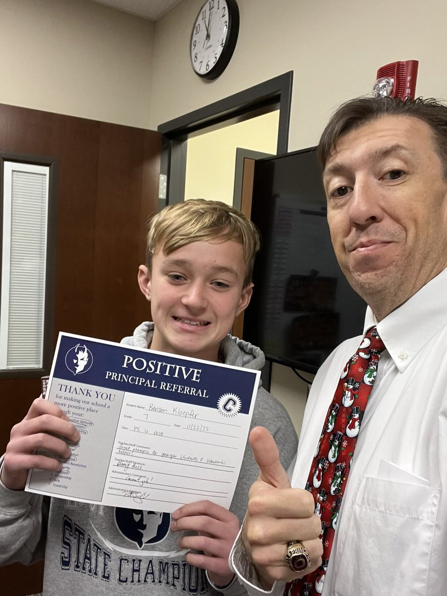 CHSBlueDevil1's tweet photo. Mrs. Bell wanted to let me know how awesome Benson  has been as a gym aide. He has been a positive role model. That calls for a snack and a Positive Principal Referral. #CareyPPR #WeAreCarey https://t.co/3iBzwymPrg