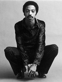 Tony Williams! RT <a href="/TheVelvetVoyce/">Nicole Sweeney 🎤🎶</a>: Miles Davis said about the 2nd Great Quintet: "He was the center that the groups sound revolved around."
Born on this day in Chicago, IL, let's give this drummer some love:
Happy birthday (above) Tony Williams.