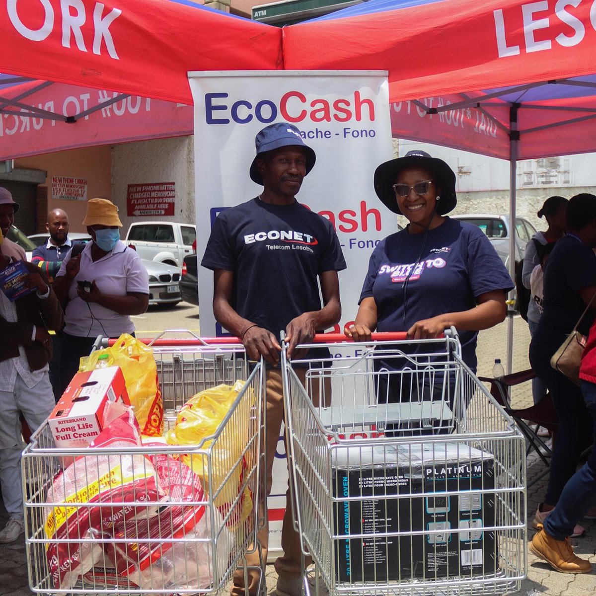 econetlesotho's tweet photo. Highlights of the #SwitchToBlue campaign in Maseru this Friday 🙌🏾 Sefika Complex was coloured in Blue and fun was had 🔵
#KeLifestyleDaiden
#EconetLesotho https://t.co/40J7JSuRdu