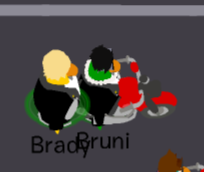 FofocasCpd's tweet photo. 🚨FAMOSOS: Após o término da Summer Party, Brady é flagrado por Paparazzo andando de hornet! https://t.co/a8x7Za24y6