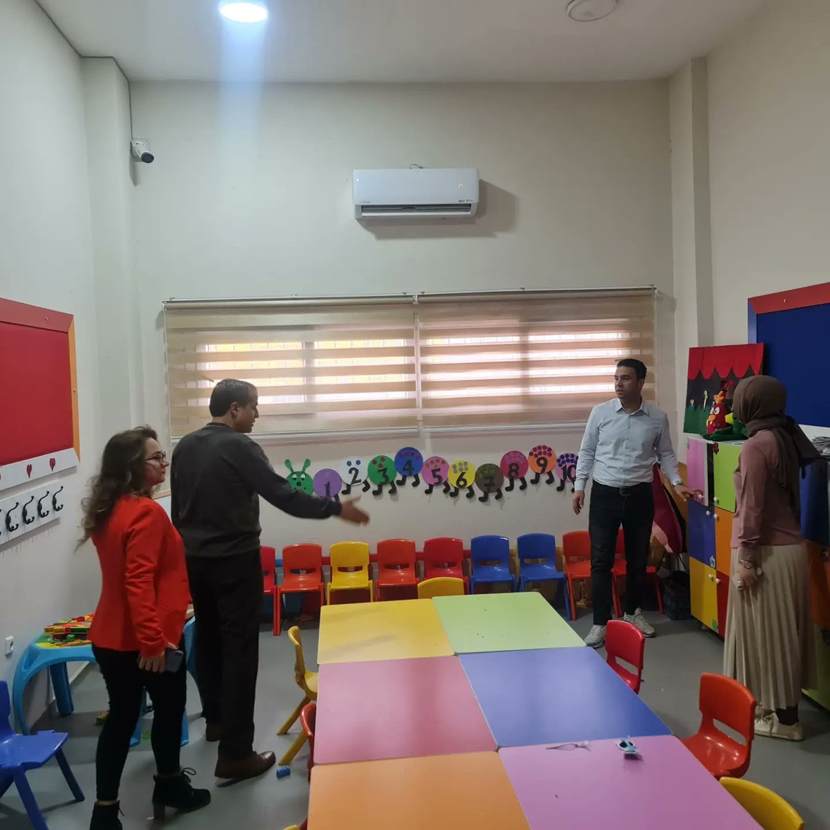 Niğde Sosyal Yardımlaşma ve Dayanışma Vakfı (SYDV) İl Müdürümüz Abuzer Ceylan ile Adana Seyhan SYDV Müdürümüz Dudu Ecemiş''i ve Seyhan SYDV'ye bağlı faaliyet gösterern ADEM'i  ziyaret ettik.  Müdürümüze nazik ev sahipliği için teşekkür ediyoruz.