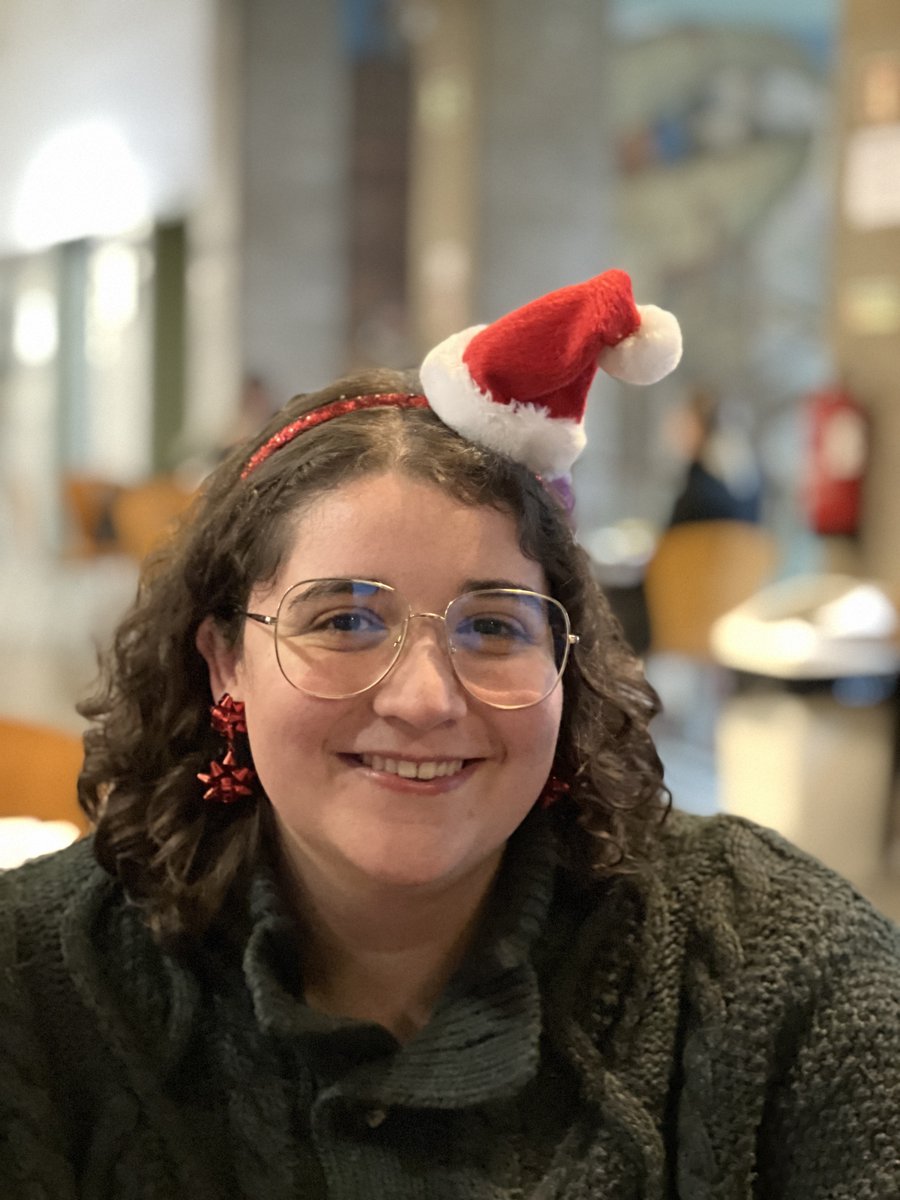 letrasfluc's tweet photo. Já cheira a Natal na FLUC.

#letrasuc #fluc #ucoimbra #coimbra #natal #christmas #anonovo https://t.co/HqnschKvp5