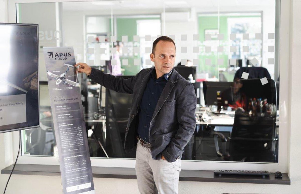 apus_zero's tweet image. At @APUS, our aim is to make air traffic 100% emission-free and uncompromisingly climate-neutral – with green hydrogen as an energy carrier. For many years, APUS has focused on research how hydrogen can be used safely and economically.

#emissionsfrei #hydrogen #h2 #CO2free
