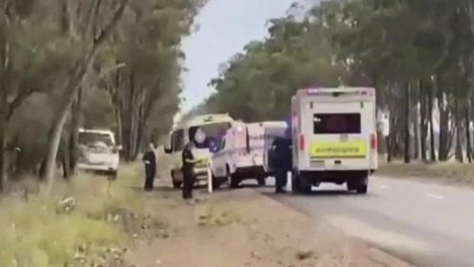 TracTerrorism's tweet photo. Three People, Including Two Police Officers, Died in a #Shooting Incident at #Wains Road in #Wieambilla, #Queensland, #Australia
Read more: https://t.co/z7B1kYWZOj https://t.co/rKBab9sO6Z