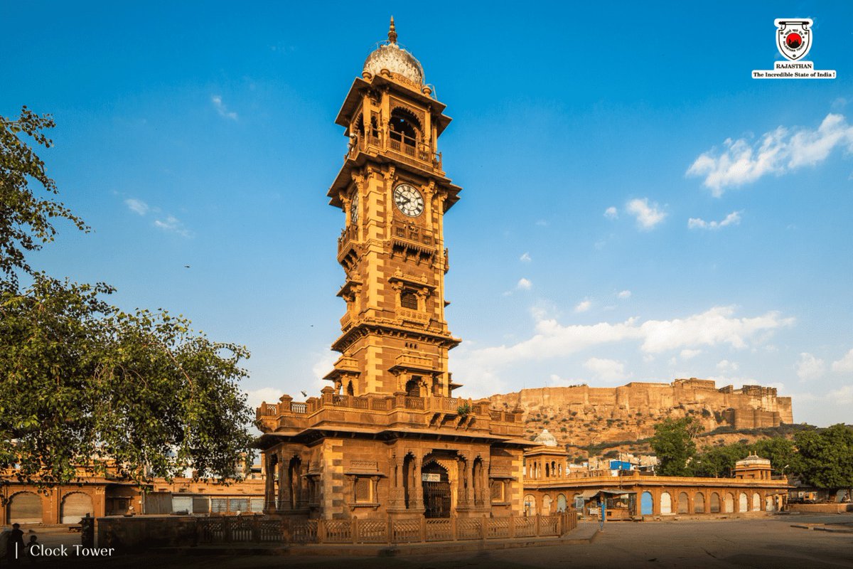 my_rajasthan's tweet photo. Jodhpur, the Blue City of Rajasthan, is a delightful blend of modern and traditional architecture..!!
Come and discover the marvels and sights Jodhpur has to offer..!!

#jodhpur #bluecity #explorerajasthan #travelrajasthan #padharomharedes #rajasthantourism #rajasthan

(1/2) https://t.co/v9H2uxB8wG