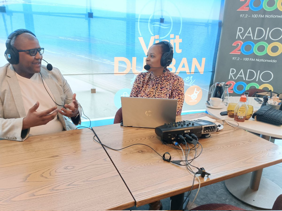 Radio2000_ZA's tweet photo. #TheGlenzitoSuperDrive
Nathi is in conversation with Brian Mpono, Group Marketing & Corporate Affairs Director at Oceans Umhlanga and Radisson Blu Hotel.
@dbntourism
#VisitDurban
#DurbanSummer https://t.co/miGePLbked