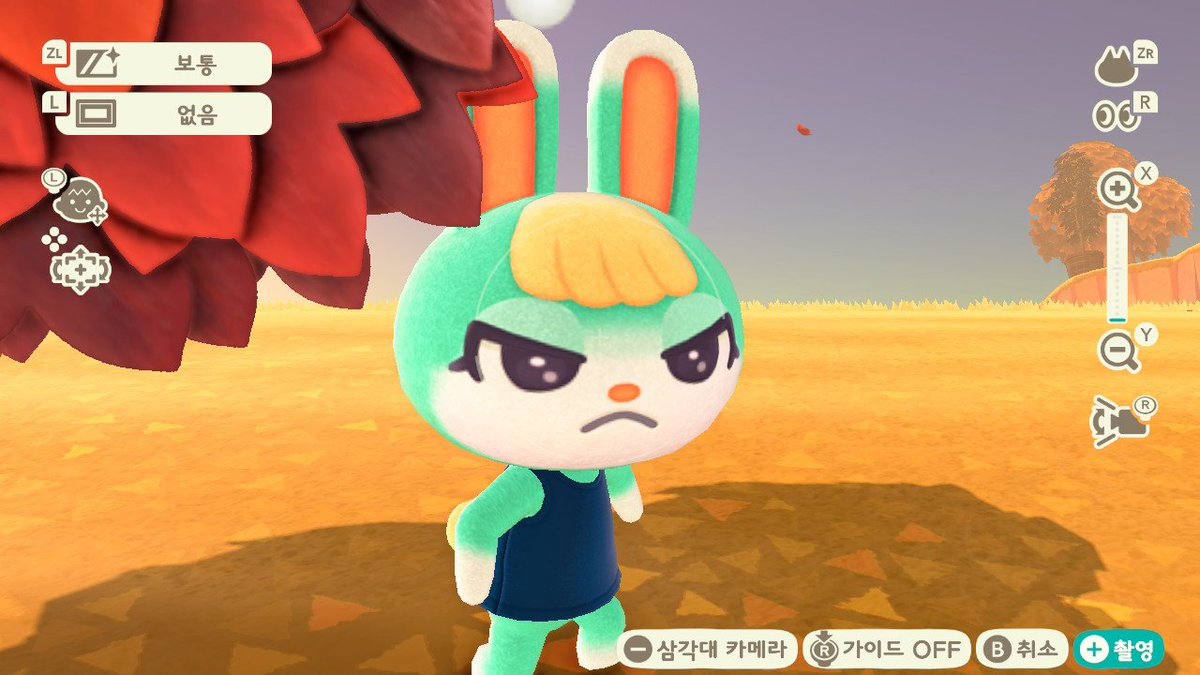 _12MOON12's tweet photo. 존 생일 / 가을 농장 / 화난 미첼 / 웃는 차둘 https://t.co/6Klug2pBlk