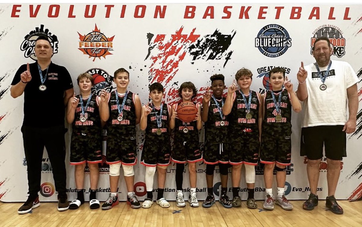 5th grade champs in Wisconsin at Evo Basketball’s Coast to Coast National Qualifer last weekend.  Thank you to <a href="/Evo_Hoops/">Evolution Basketball</a> for hosting 🏀🏀🏀