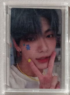 hidoriaki's tweet photo. ic ??????? 

    𓂋 item ! Soobin R with unsealed album + Jisung keyring acrylic pc 
ㅤㅤ⤷ price 2250 set if ever 

wts lfb ph  NCT TXT for exposure, wala ng sparks pag collect ff hdasdhshdashdhasdsa 

soobin r with album 1000
jisung 1250 https://t.co/jnvnMzxweH