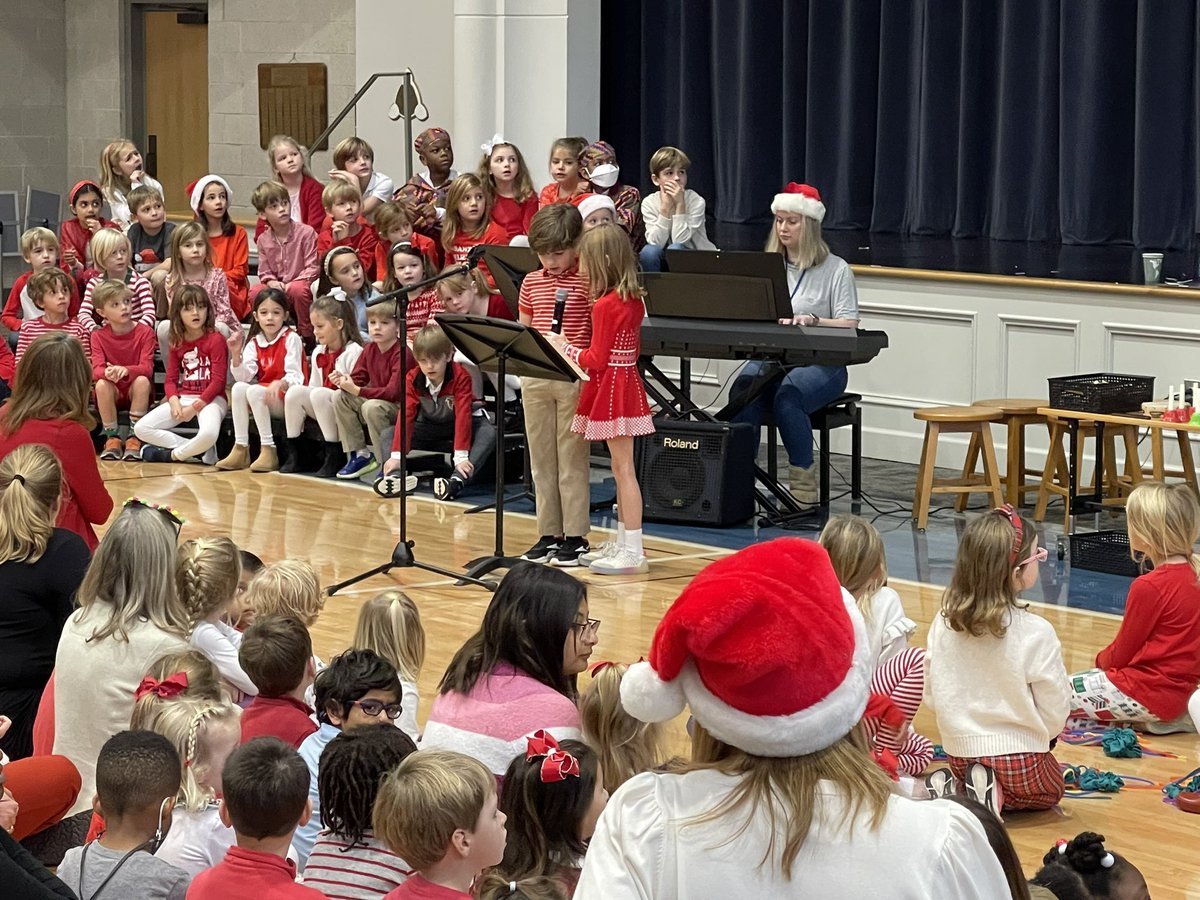 This morning’s EED Holiday sing-a-long celebrated Diwali, Hanukkah, Christmas, and Kwanzaa. Lots of communal singing and a number of standout soloists! #trinitylearns