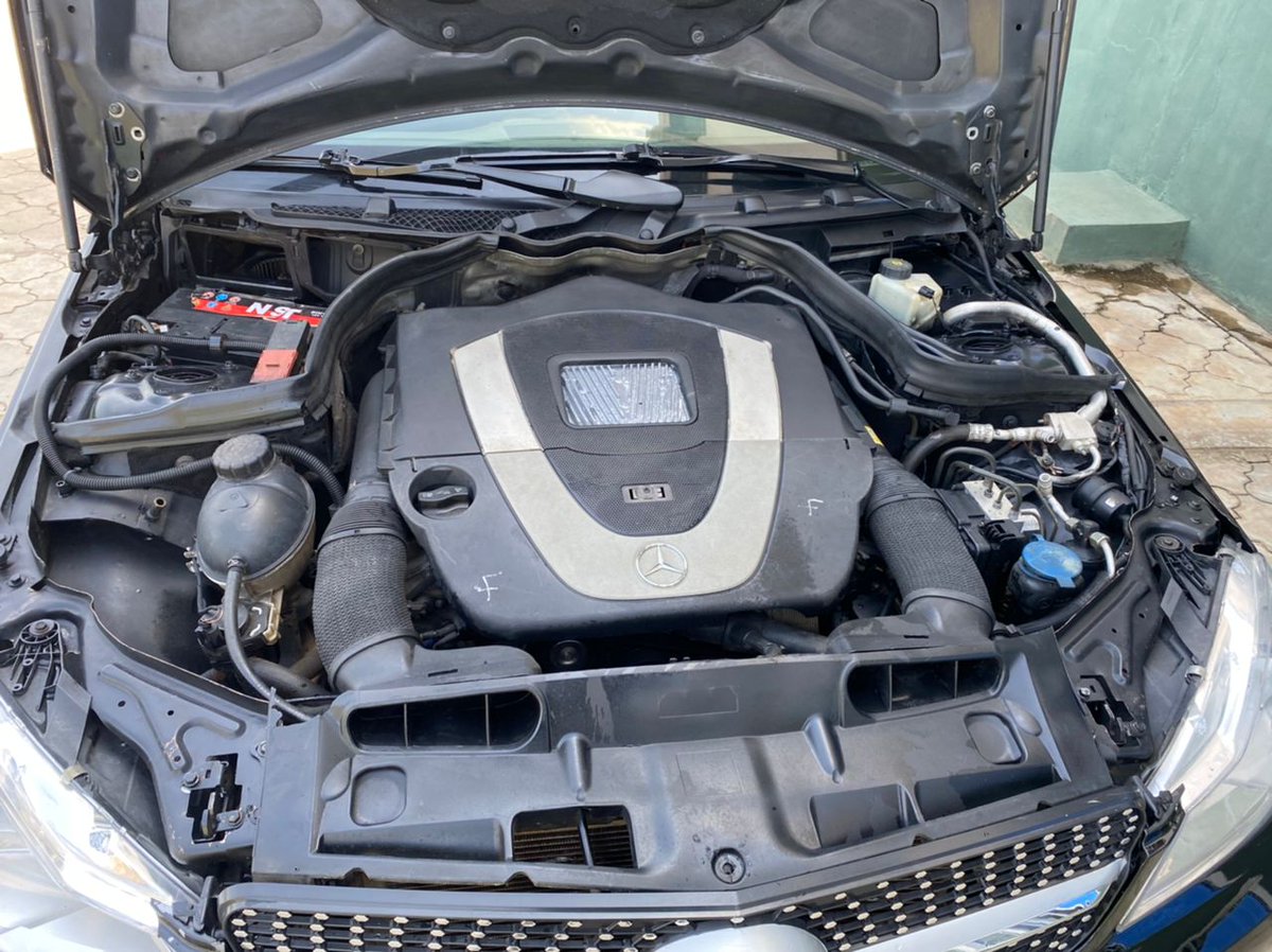 ounjeamuludun's tweet photo. @we_runerrandz New Mercedes Benz C300 4Matic Unregistered (2011 Model) for Sale.
Price: ₦5.5M
Location: Akure

KINDLY RT 
#WeRunErrands
#SuperErrandGirl
#NaijaErrands
#DeClutterErrands
#JapaErrands
#EverythingErrands

@AKURECITY
@AkureWhatsup 
@REINA_FOODS 
@Akure360 https://t.co/22gupFoCOR