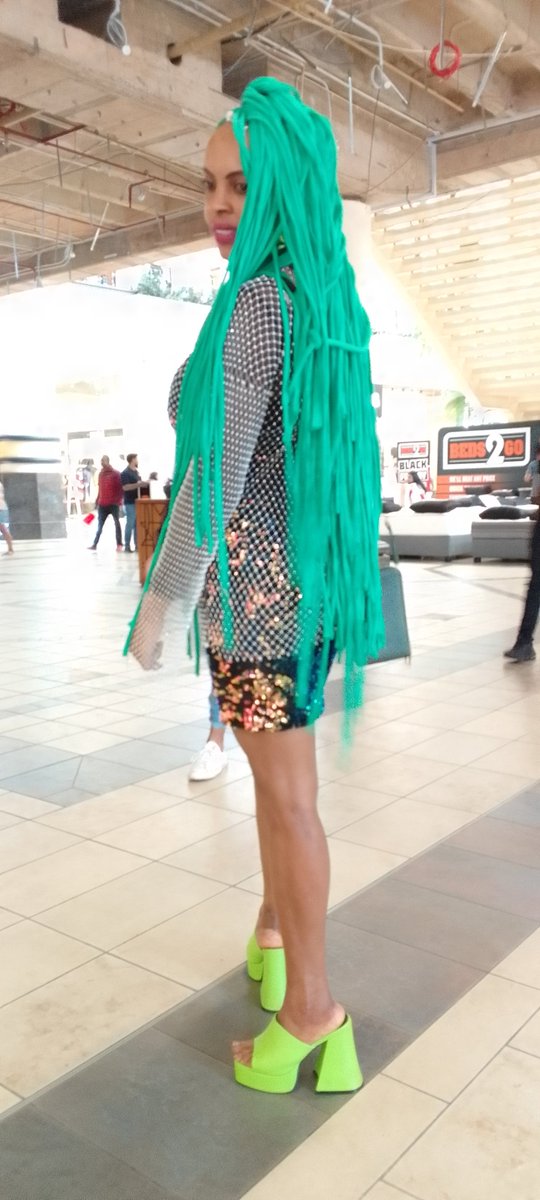 wanjirugachiee's tweet image. Today is the day for stubborn tenacious faith
I call it grandma’s faith that says “I still believe God” when bank manager says, ‘no’
when doctor says, 'I need to see you urgently'
This faith quenches fiery darts of the devil
#LiveRight #PrayRight #ThinkRight #StandRight  #DoRight