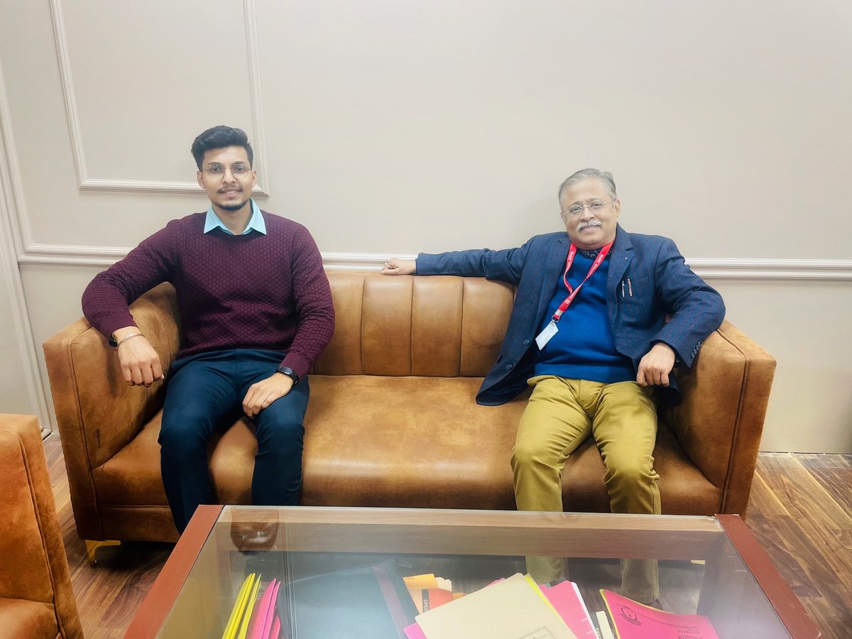 digii__official's tweet photo. Glad to share that our team visited @NimsUniversity, Jaipur to have an insightful discussion with Dr. Shantanu Ganguly, Director of Management School and an engaging training session with the entire team &amp; to plan the way forward. Let's #EdTechItUp!

#edtech #nims #digital #saas https://t.co/TEu1eWR2at