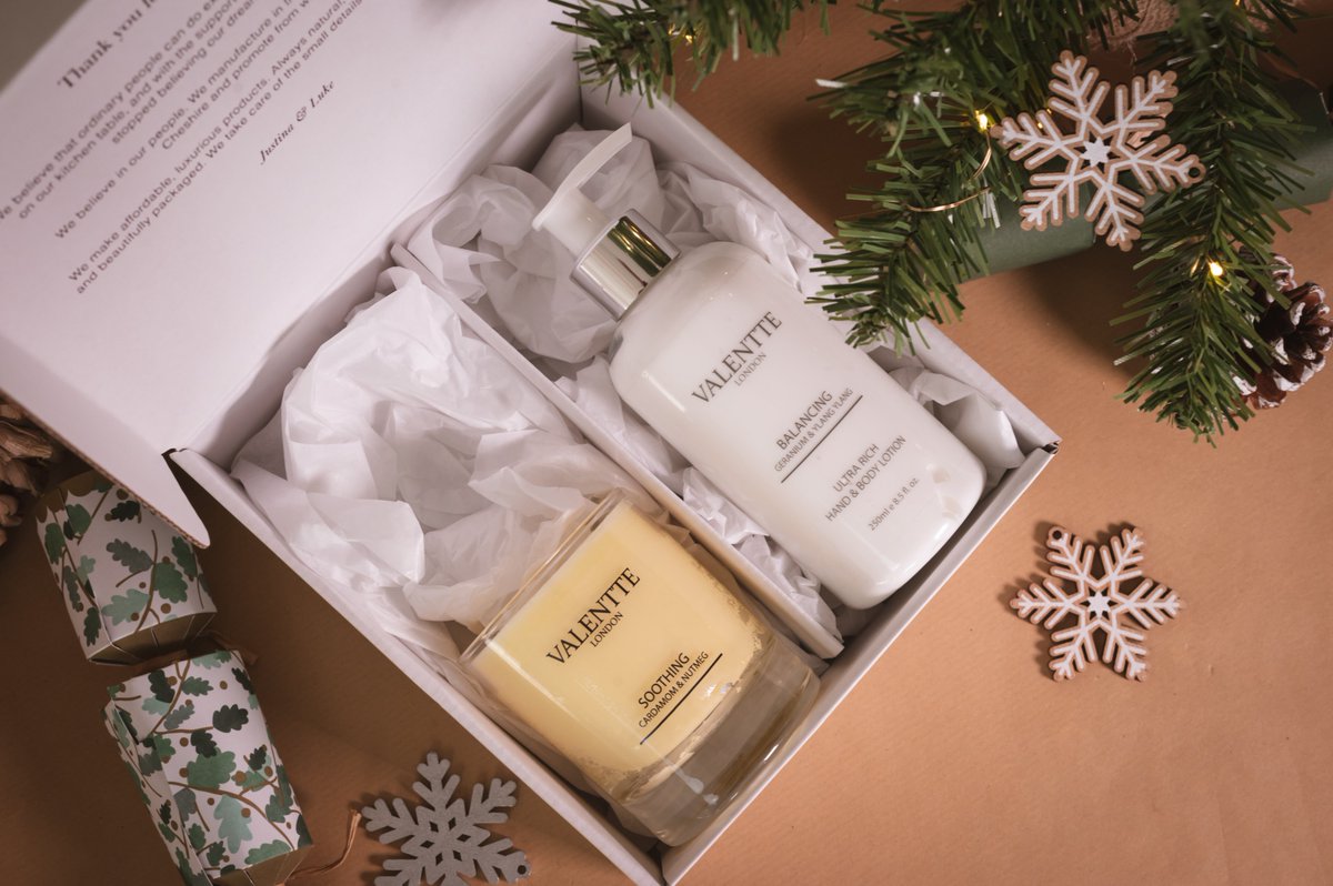 We have a 2-item gift box that you can tailor to a special someone or yourself!✨

Make the box personal and put a smile on someone's face!🤗

#personal #giftbox #perfect #perfectgift #present #products #homefragrance #skincare #candle #candles #diffuser #diffusers