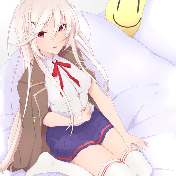 #お前らラスオリの最初の推し誰だよ
っぱエミリーちゃんよなあ!!なあオイ!!! 