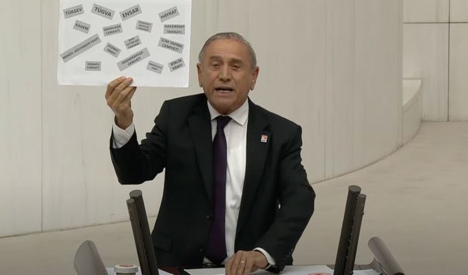 mgoksu_58's tweet photo. Chp nin, Bunları Kapatacağız dediği listede,Süleymancılar yok sizce neden… https://t.co/pU0d2m8H8I