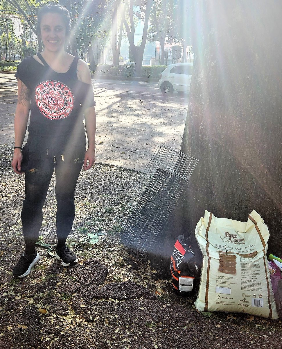 OMEYOCANAC's tweet image. Muchas ❤#gracias a nuestros 👼que vinieron a traer los 🎁para nuestros 🐕omeyocanitos y hacer la diferencia para llegar al 🐾Refugio contentas con 🍖#Croquetitas y otras cositas para ellos.

Les❤#agradecemos enormemente su ✅participación y compañía.

¡¡ 🐶 Lengüetazos !!