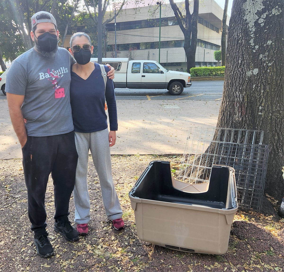 OMEYOCANAC's tweet image. Muchas ❤#gracias a nuestros 👼que vinieron a traer los 🎁para nuestros 🐕omeyocanitos y hacer la diferencia para llegar al 🐾Refugio contentas con 🍖#Croquetitas y otras cositas para ellos.

Les❤#agradecemos enormemente su ✅participación y compañía.

¡¡ 🐶 Lengüetazos !!