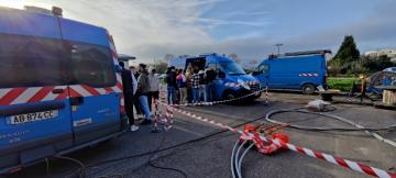 LYCEE HANZELET - ENEDIS : Ms Hacquart et Piquet, spécialistes dans la recherche des défauts sur les réseaux souterrains électriques basse et haute tension, invités par M Schmitt, ont proposé des démonstrations aux étudiants de licence HTA et les MC TRE du lycée, très intéressés.