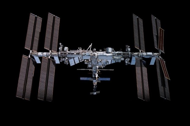 VulcanSpring's tweet photo. Vulcan Spring is proud to have provided The International Space Station with our Contorque Springs which were used in the Roll Out Solar Arrays (iROSA).
Image Credit: NASA 
#VulcanSpring
#BeyondTheSpring
#NASA 
#AerospaceSprings
#SpringManufacturer https://t.co/c6lmKThyZ2