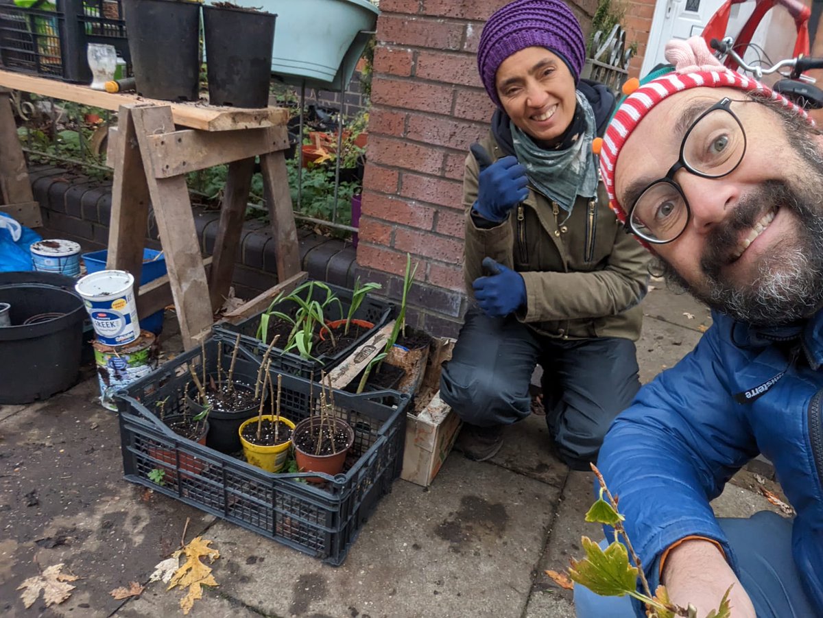 It's cold...but we continue to... #GrowTheVillage #FruitAndNutVillage #BalsallHeath. Plant propagation in #OakfieldGreen earlier today.