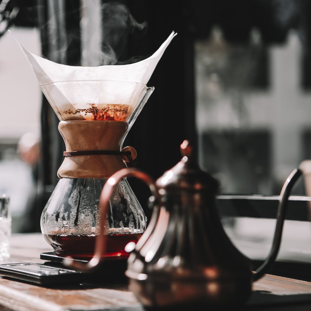 nonprofitcoffee's tweet image. Think you don’t have time to make pour over #coffee?
The perfect #pourover takes between 2 and 4 minutes.  1: heat your water to the proper temperature. 2: wet the  grounds with a bit of water and let them bloom. 3: Slowly pour the remaining hot water.

Best of all: Enjoy!