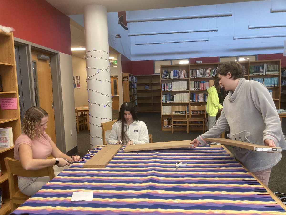 srastricklin's tweet photo. Blanket making has commenced! https://t.co/eBlUw94Vxy