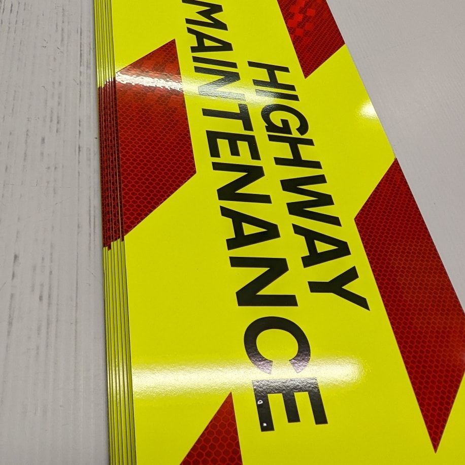 daniel_signs's tweet photo. Another batch of bilingual Chapter 8 reflective red and fluorescent yellow Highway Maintenance boards that we made for our good friends @DaysRental1 
#localbusiness #swansea #metamark #vehiclefleet #vanrental #vangraphics #transport #hiviz #transportmanager #HighwayMaintenance https://t.co/AmRBYgue78