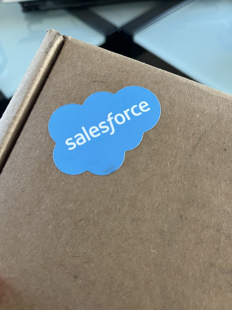 Thank you <a href="/justguilda/">Guilda Hilaire</a> <a href="/MarketingCloud/">Salesforce Marketing Cloud</a> 🎄🎄🎉🎉 So happy to have the privilege of being one of the many #marketingchampions  working with you and your team! 🙏💕
