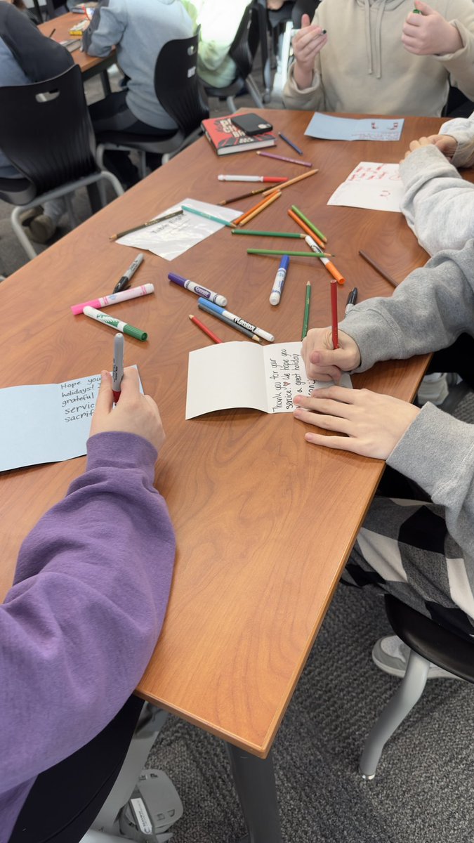 Lauren Velez tweet media