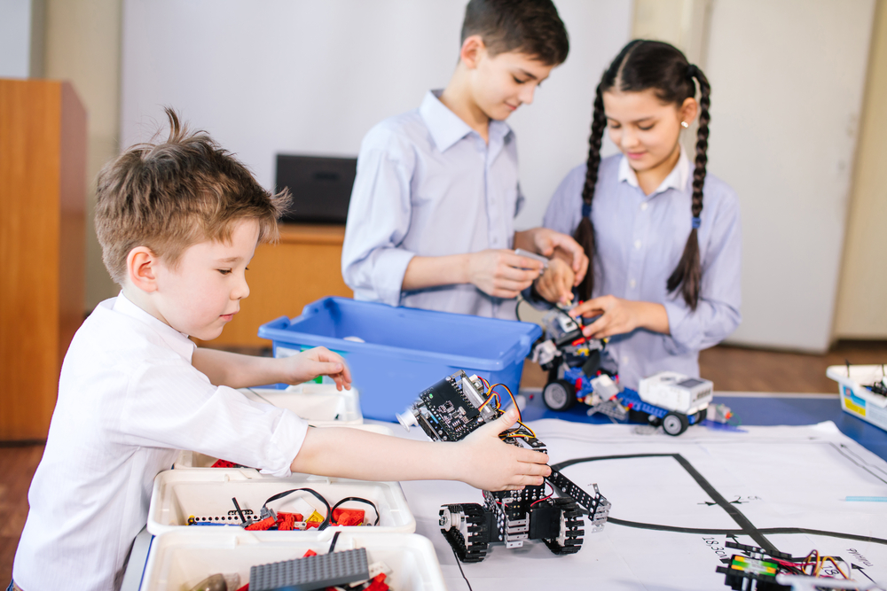 Aperta la Call for paper per partecipare alla conferenza internazionale #CRI23 sull'interazione bambino-robot.
🗓️Scadenza invio contributi: 19.12.2022.
Tutte le info su: bit.ly/3PlVaLD