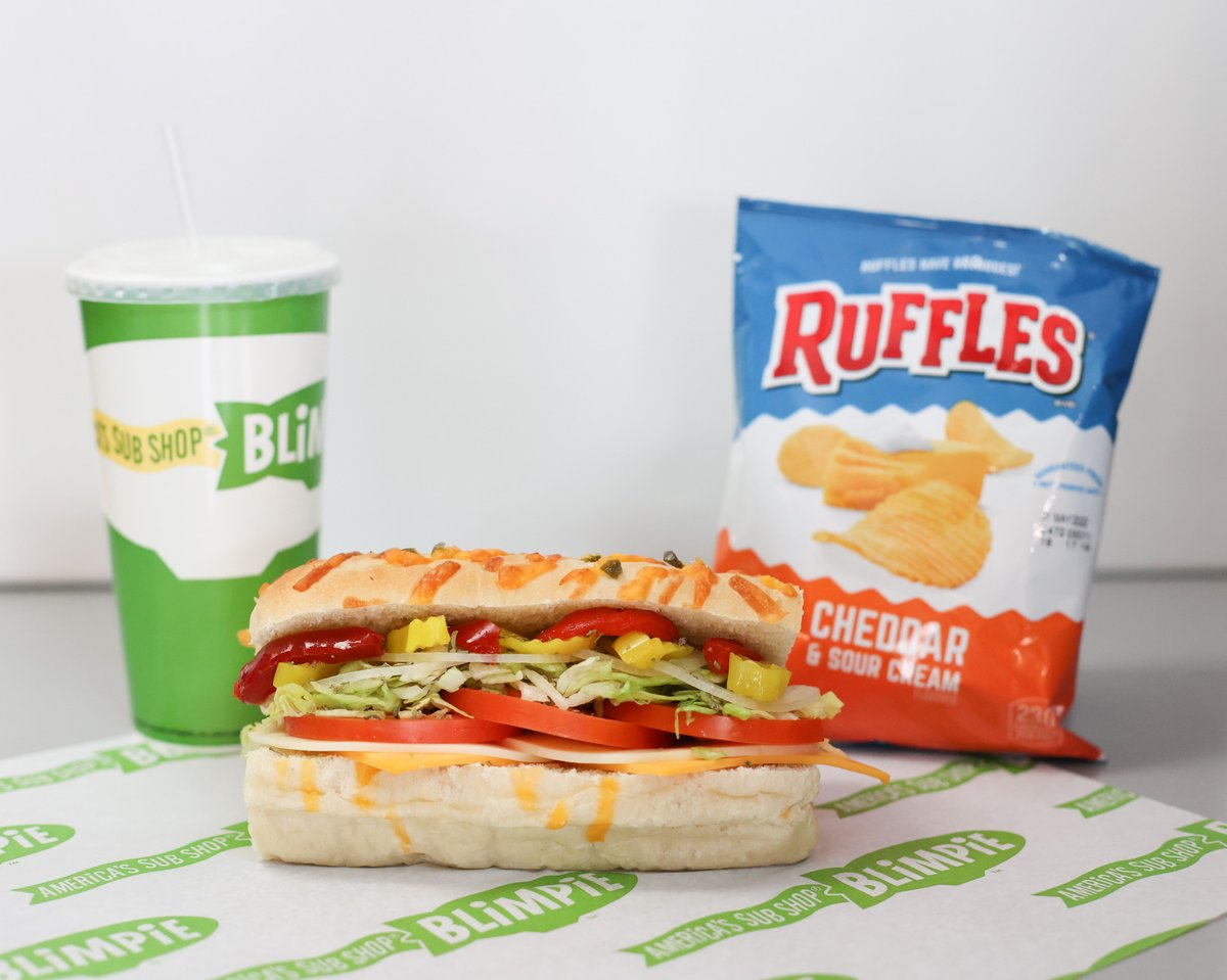 BlimpieSubShop's tweet photo. Happy #makeitacombo Monday! Start your week with your favorite combination of sub sandwich, drink and cookie or chips! π₯ͺπ₯€πͺ https://t.co/IrDKyypJ3L