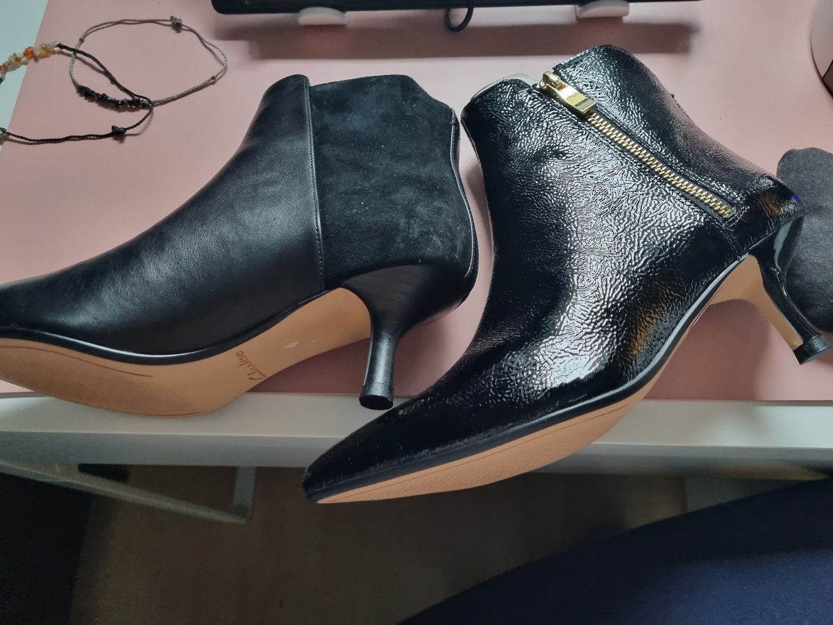 Joanne 💙 tweet media