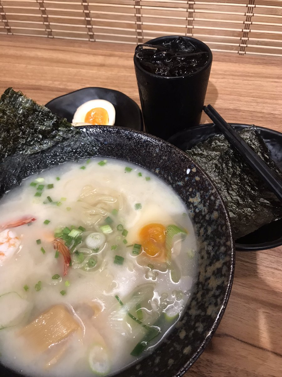 Z (@joseph_mmk) on Twitter photo 