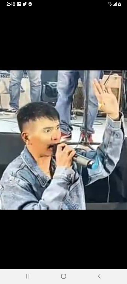 Naiyak c bunso mygz  sa mga message  nia sa mga kabunsuan  bunso  mahal na mahal ka naming bunso mygz