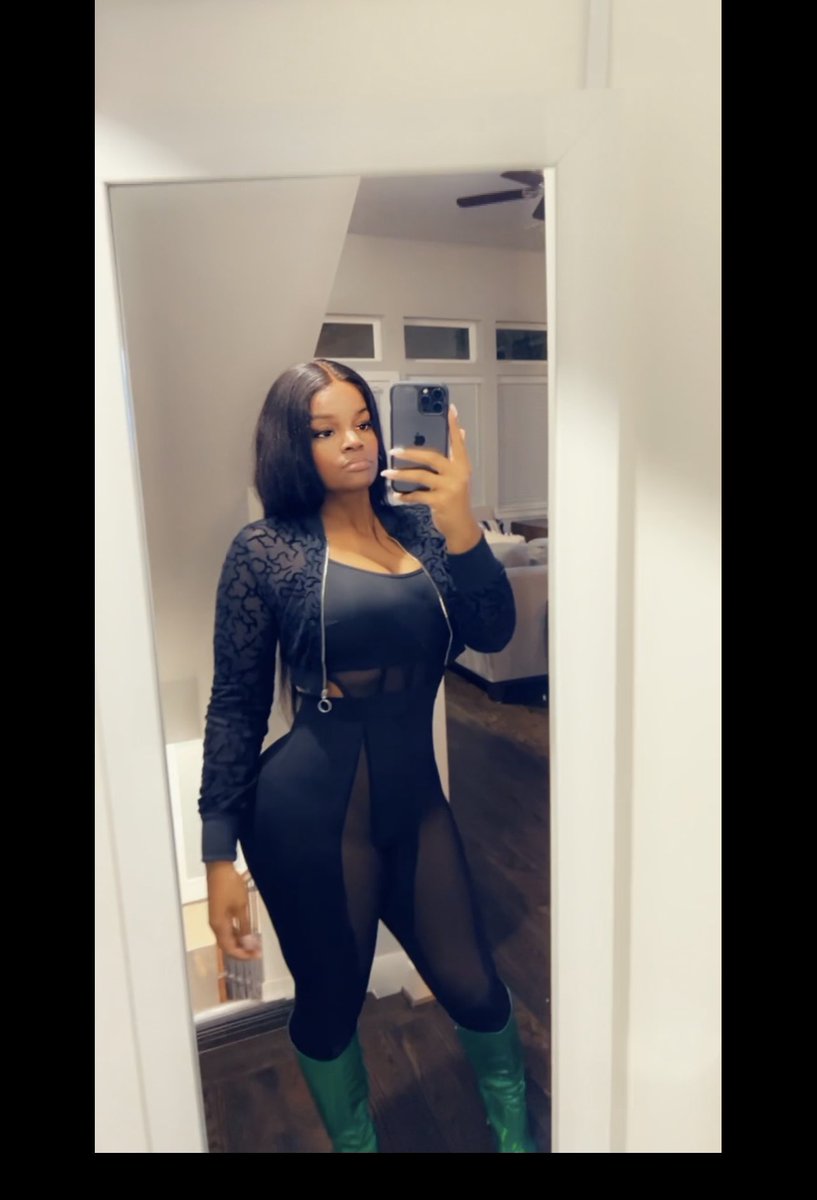 Stephanie 💞 tweet media